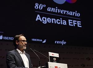El presidente de EFE, Fernando Garea, interviene en el acto del 80 aniversario de la agencia.