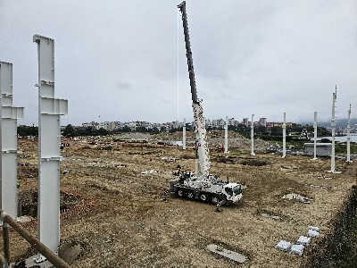 NAVANTIA coloca en el astillero de Ferrol los primeros pilares de la Fábrica Digital de Bloques