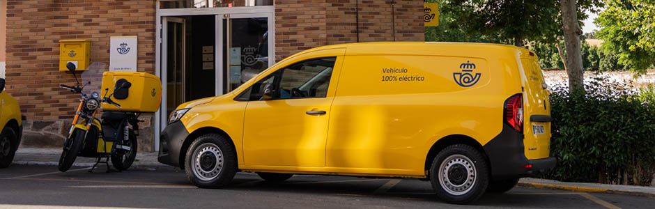 CORREOS incorpora más de 1.000 vehículos eléctricos a su flota de reparto