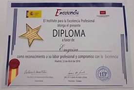 EMGRISA (Grupo ENUSA)  recibe la estrella de oro por su excelencia profesional