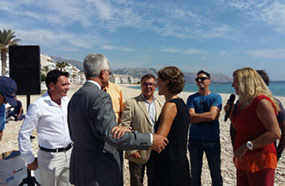 La Ministra de Agricultura, Alimentación y Medio Ambiente inaugura las obras de rehabilitación del litoral en Altea